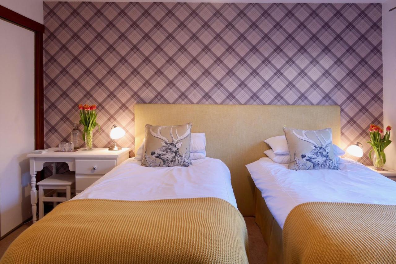 Brookford B&B Dalry  Dış mekan fotoğraf